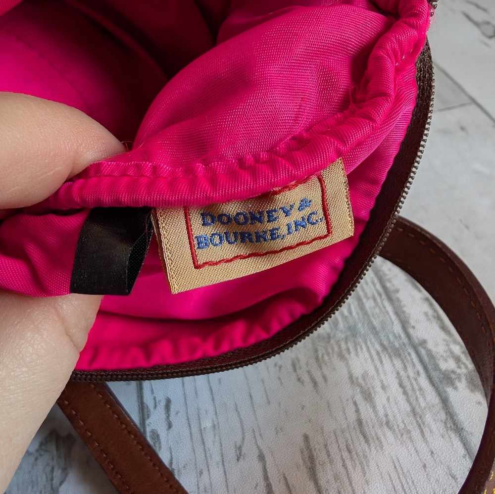 Patchwork Handbag With Brown Handles - image 3